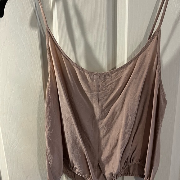 Gorgeous silk Nordstrom crop top, beaded size L fits like S or M - Picture 3 of 3